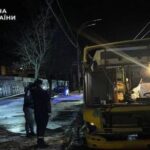 Невдовзі після того, як водій розпочав рух: У Києві стався вибух в автобусі (відео)