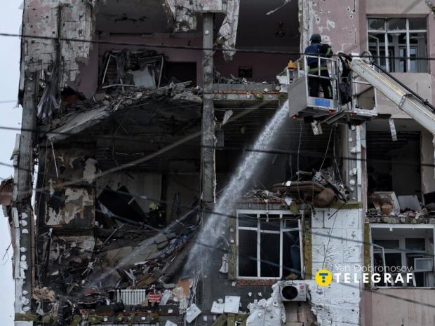 Десятки поранених, пошкоджені будинки та вимкнене тепло: Кличко розповів про наслідки атаки РФ на Київ