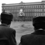 Нині це може здивувати! Які товари люди соромилися купувати в СРСР і чому