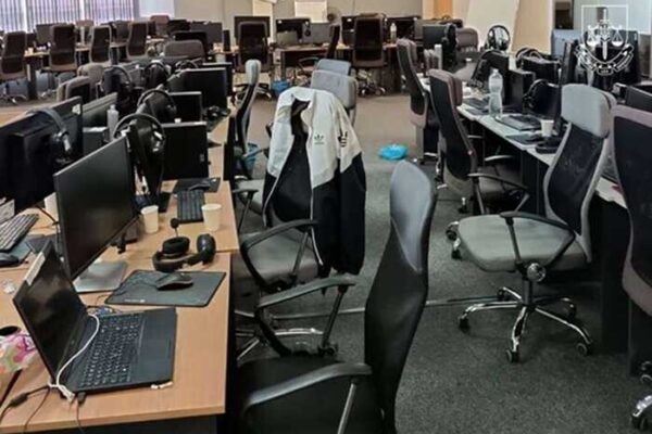 У Києві та Одесі провели масштабну спецоперацію: ліквідовано 27 кол-центрів і вилучено понад 5000 комп’ютерів