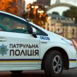 У Рівному зупинили нетверезого водія в костюмі Санти під час дії комендантської години