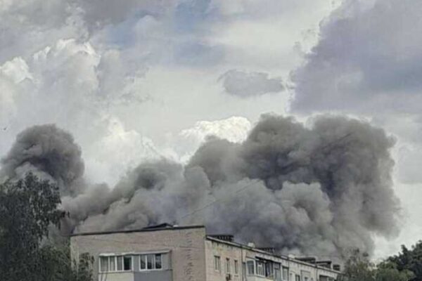 Опубліковано відео влучання дрона-камікадзе по будинку у Дніпрі