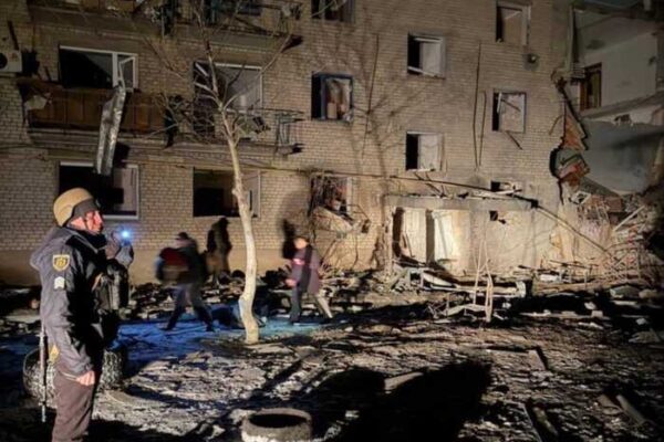 Російський удар по Комишувасі: загинула одна людина, дев’ятеро поранені