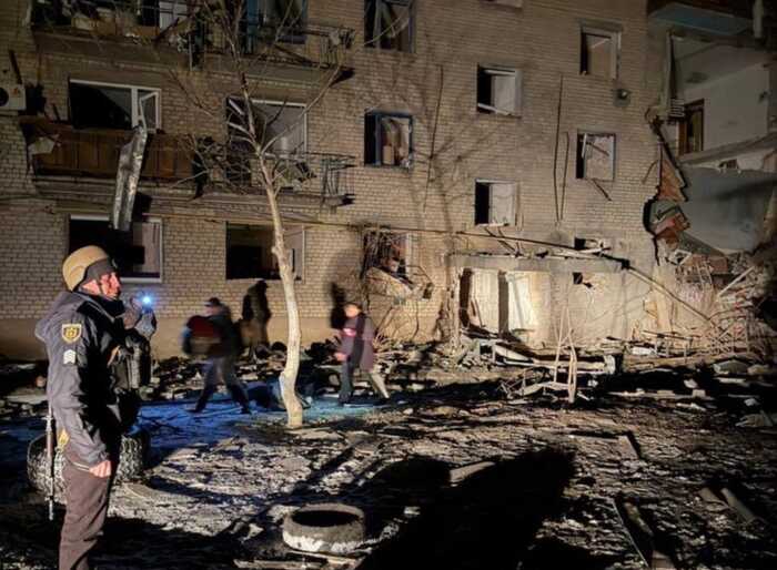 Російський удар по Комишувасі: загинула одна людина, дев’ятеро поранені