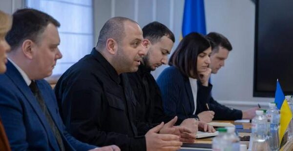 У Білому домі заявили, що тристороння зустріч в ОАЕ була продуктивною, - ЗМІ