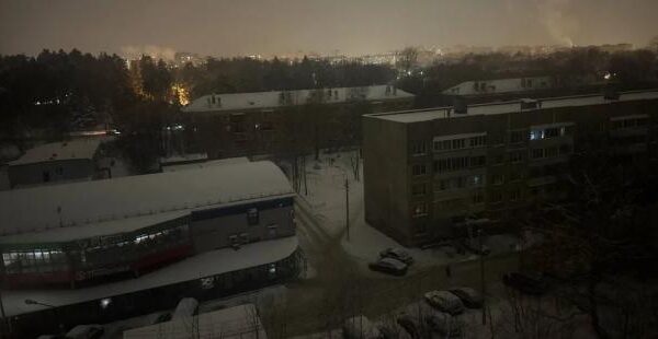 З Новим роком, росіяни! У Домодєдові під Москвою і в одному з районів Петербурга зникла електрика (фото)