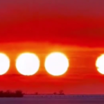 Містичний знак? У небі над Аляскою зафіксували рідкісне явище - чотири сонця (відео)