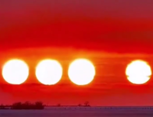 Містичний знак? У небі над Аляскою зафіксували рідкісне явище - чотири сонця (відео)