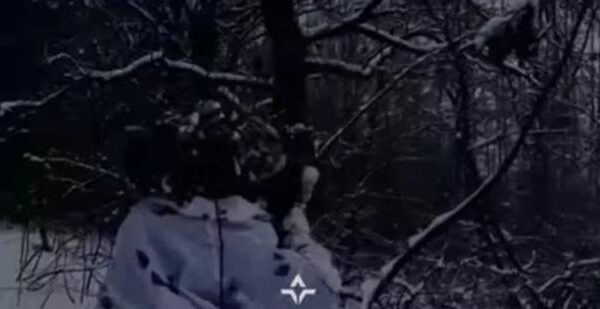 Польовий склад знищили разом із охороною: ГУР Міноборони показало кадри спецоперації в глибокому тилу росіян на Харківщині