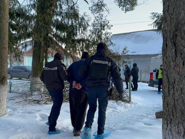 Усі виявилися переселенцями: У Рівненській області у школі вбито п'ятьох людей (фото)