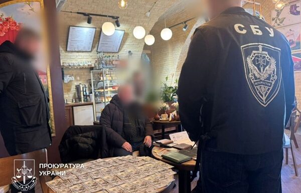 Брав 4 до 10 тис. доларів за "голову": У Києві затримали депутата з Тернопільщини, який продавав бронювання від мобілізації