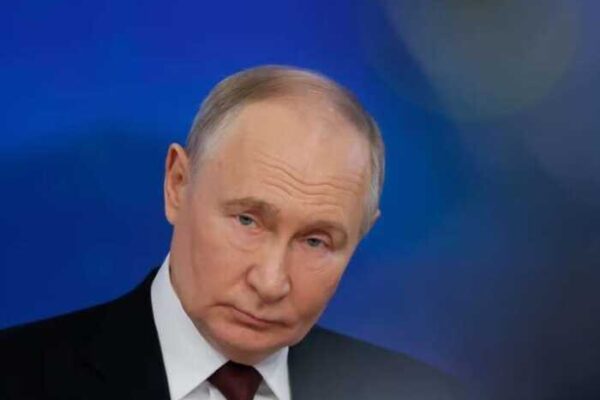 Путін погодився внести мільярд доларів до "Ради миру" за умови повернення заморожених активів РФ