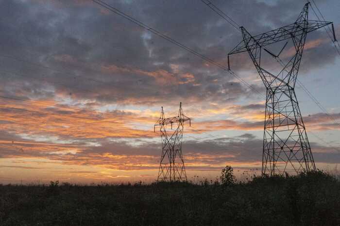 Росія відновила удари по енергетиці України: відключення відбулись у чотирьох областях