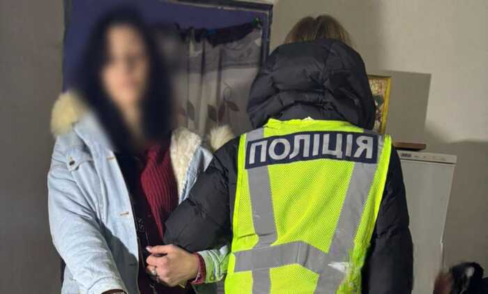 У Києві перед судом постануть 10 членів наркобанди, що торгували наркотиками