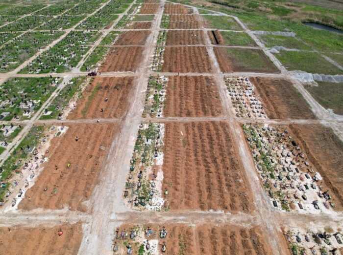 «Змушували копати й грабували загиблих»: історія військового Сергія Гриціва про злочини росіян у Маріуполі