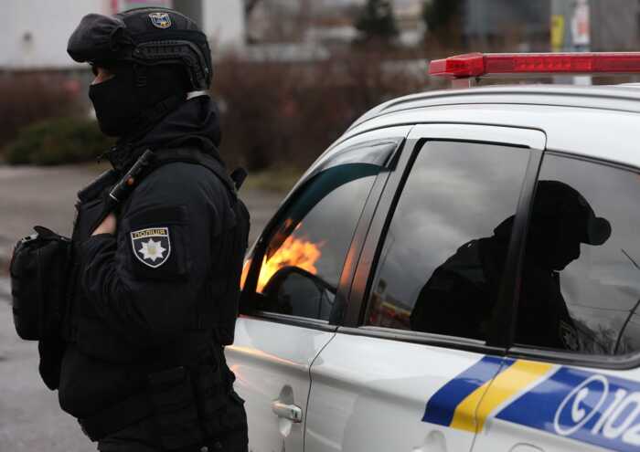 У Чугуєві затримали чоловіка, який жорстоко вбив брата-близнюка