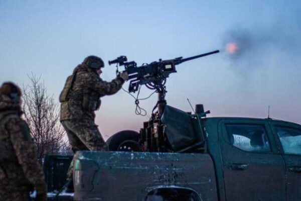 РФ атакувала Україну ракетою та 154 дронами: ППО збила 111 безпілотників