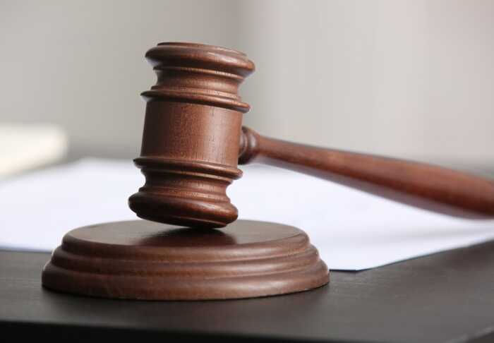 На Дніпропетровщині судитимуть батьків‑вихователів за побиття, приниження та моріння дітей голодом