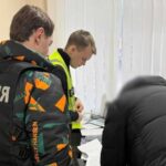 У Києві керівнику ШЕУ Святошинського району оголосили підозру через збитки на закупівлі солі