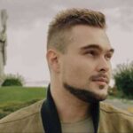 Удар РФ по домівці артиста Varash: постраждала вся родина, немовля — у лікарні