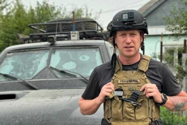 Відомий волонтер і блогер Денис Христов потрапив під обстріл на Харківщині