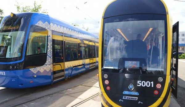 Напів параліч громадського транспорту 4-мільйонного міста: Коли у Києві знов запрацює електротранспорт