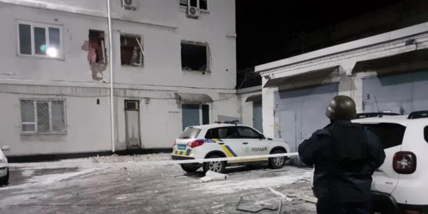 Черговий теракт росіян? У Дніпрі вибух пошкодив будівлю відділку поліції (фото)