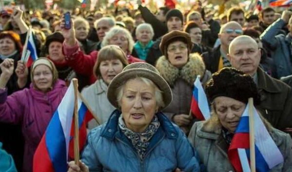 Всі люди мають одне спільне коріння, а росіяни мають корінь, окремий від решти людства. ДНК людини та росіянина збігаються десь на 99-99,5% - журналіст