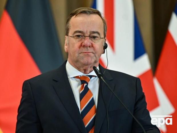 "Привітав його як друга...": Міністр оборони Німеччини заявив, що Трамп діє на користь Путіна