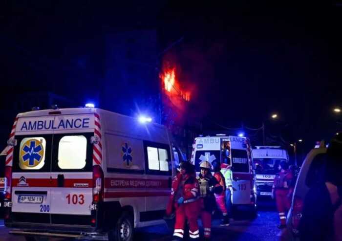 Росіяни всю ніч обстрілювали Запоріжжя: пошкоджена інфраструктура, є загиблий і поранений