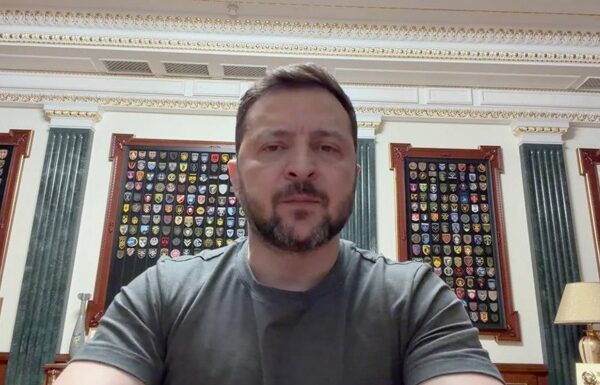 Нова загроза? РФ планує розгорнути у Білорусі чотири станції управління безпілотниками дальньої дії, - Зеленський