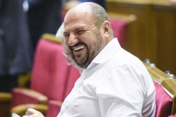 У мережі з’явилися записи з блокнота екснардепа Борислава Розенблата на тлі скандалу з неякісними БпЛА для Міноборони