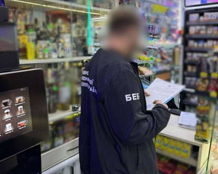 В Одесі викрили схему продажу нелегального тютюну на 6,4 мільйона гривень