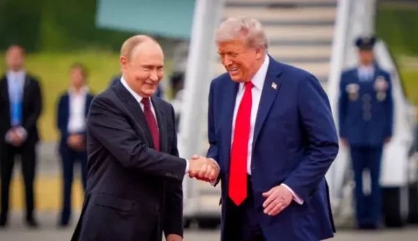 Можна дякувати Трампу? Росія додатково отримає $40 млрд, якщо нафта залишиться дорогою до кінця року