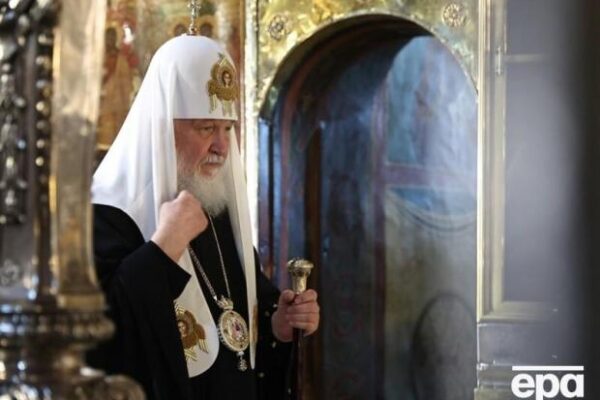 Старечий маразм? Патріарх Кирило привітав росіян зі святом, яке припадає... на січень (відео)