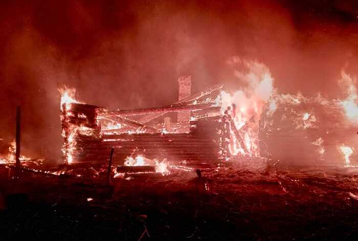 Атака РФ на Чернігівщину: поранено залізничника, знищено будинки та пошкоджено вежу зв’язку