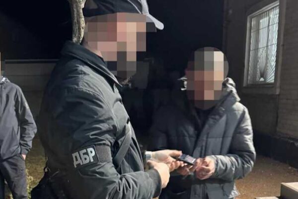 Побили 60-річного чоловіка: ДБР затримало начальника групи Ковельського ТЦК за перевищення повноважень