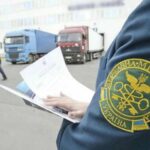 СБУ затримала на хабарі головного інспектора Львівської митниці Мирослава Хруща