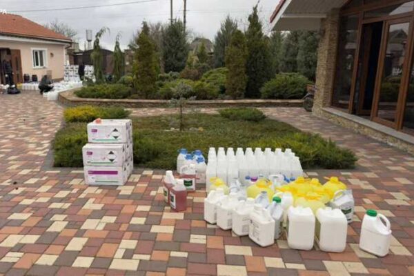 На Черкащині та Миколаївщині викрили масштабне виробництво підроблених пестицидів