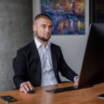 Бюджет у «чорну діру»: як схема конвертатора Євгена Пулі через фірми-прокладки викачувала гроші з держпідрядів і навіть зайшла в оборонку