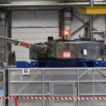 Готуються до війни? Німеччина переобладнує найбільший автопорт Європи під військові потреби