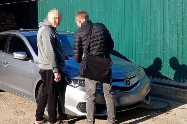 Алкоголь під виглядом дипвантажу: в Україні викрили схему контрабанди на мільйони гривень