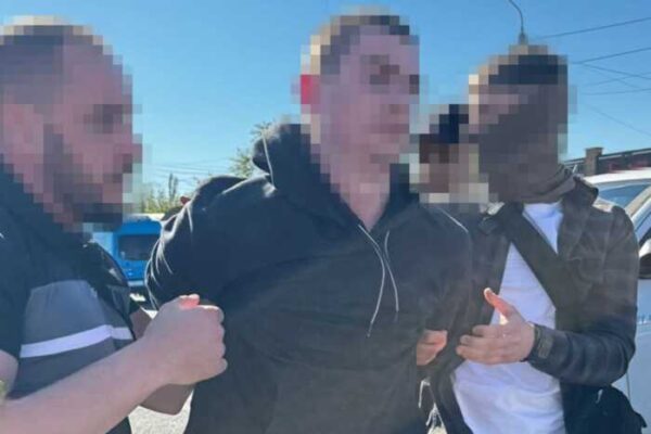 СБУ затримала підозрюваних у підриві авто військового в Дніпрі