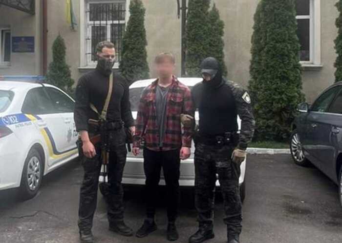 Поліція затримала 19-річного хмельничанина, який намагався підпалити мечеть у Львові