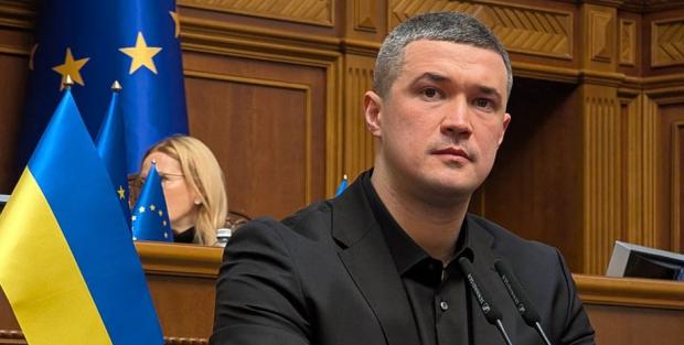 Міністр оборони Федоров на закритій зустрічі з нардепами озвучив план реформ в армії. Стали відомі деякі деталі, - ЗМІ