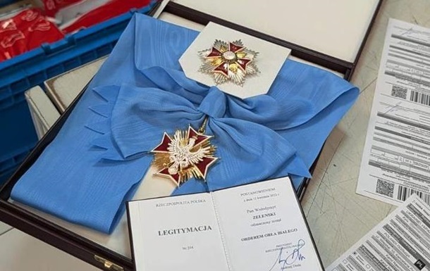 Очільник Укрпошти пояснив, чому Зеленський як голова держави для повернення полякам "Білого Орла" скористався послугами "Нової пошти", а не держпідприємства