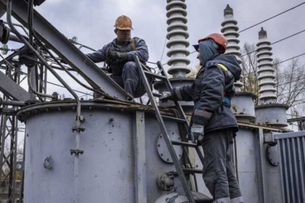 Російська атака на Чернігівщині призвела до відключення електроенергії для 48 тисяч абоненті
