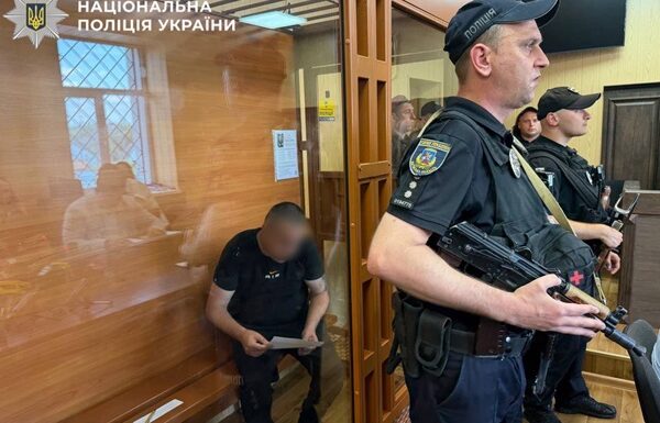 Звинуваченого в організації подвійного вбивства цивільних командира 155-ї бригади Лучанова відправили у СІЗО