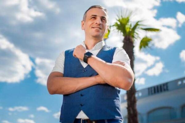 «Біржа трейдерів» як інструмент пограбування: як шахрай Сергій Сароян вибудував в Україні мережу для обману тисяч клієнтів