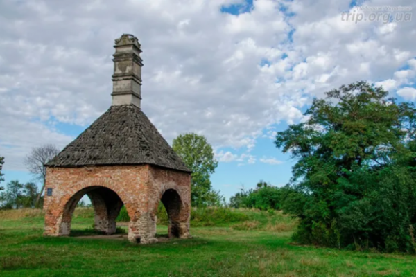 На Рівненщині збереглася унікальна піч XVII століття, що пережила зниклий князівський палац